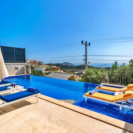 3 Bedroom With Private Pool Villa *