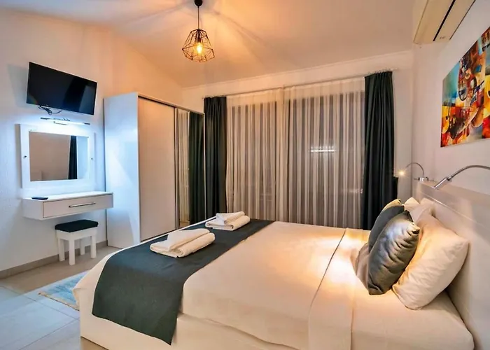 3 Bedroom With Private Pool 卡尔坎