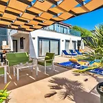 3 Bedroom With Private Pool Vila