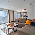 3 Bedroom With Private Pool Vila *