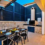 3 Bedroom With Private Pool Vila Kalkan
