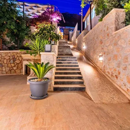 3 Bedroom With Private Pool Villa *
