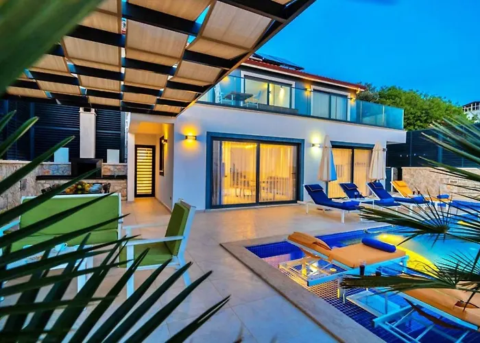 3 Bedroom With Private Pool * Kalkan