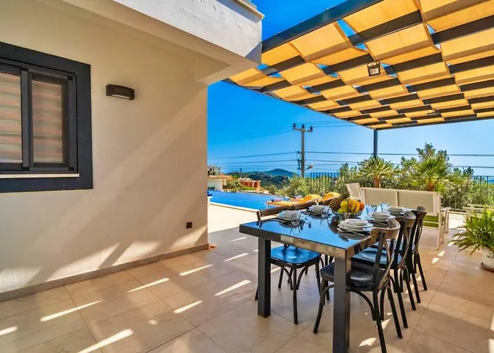 3 Bedroom With Private Pool * Kalkan