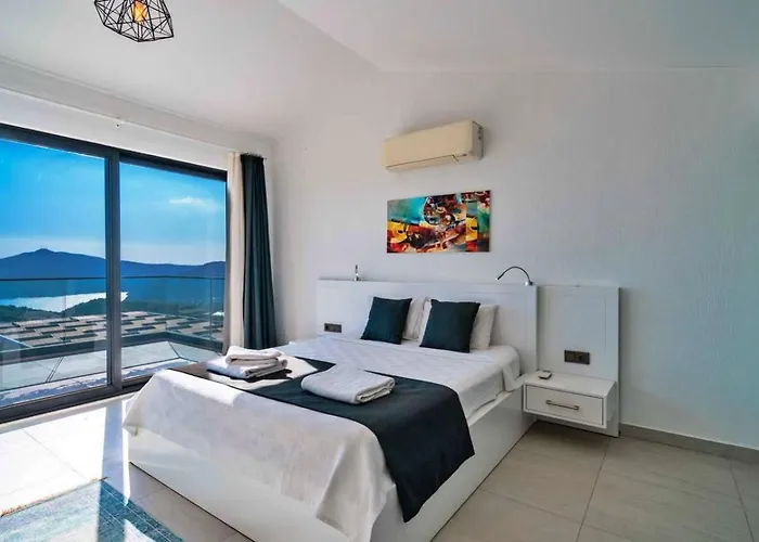 3 Bedroom With Private Pool Kalkan