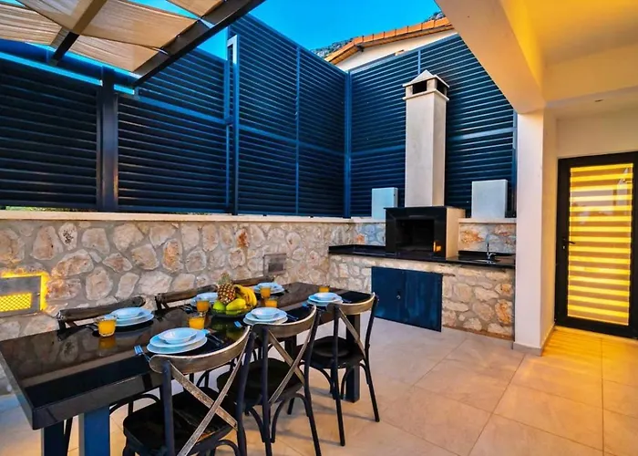 3 Bedroom With Private Pool Villa Kalkan