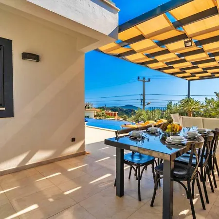 3 Bedroom With Private Pool * Kalkan