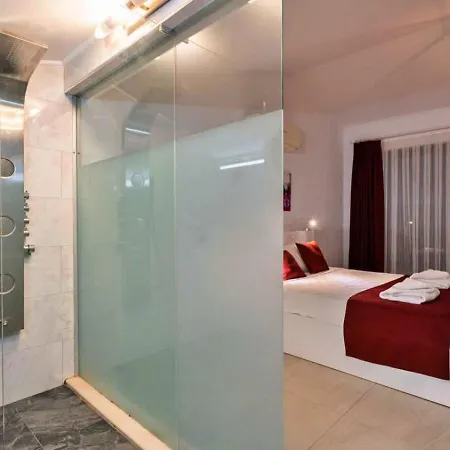 3 Bedroom With Private Pool