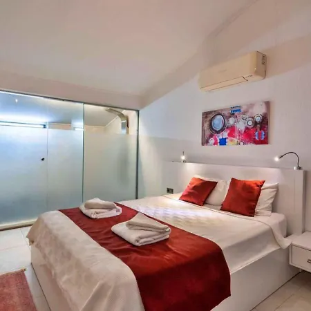 Vilă 3 Bedroom With Private Pool *
